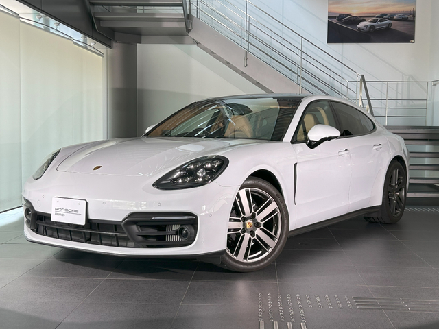 2022年式　パナメーラ4 プラチナエディション PDK RHD