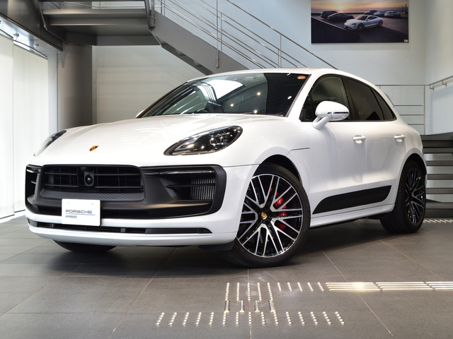 2023年式　マカンGTS　RHD　PDK