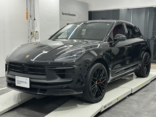 MY2023　マカンGTS RHD 【R25-0807】