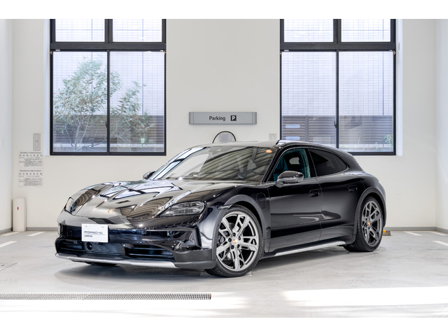 タイカン4クロスツーリスモ　HDマトリクスLED　スポーツクロノ　２１インチ