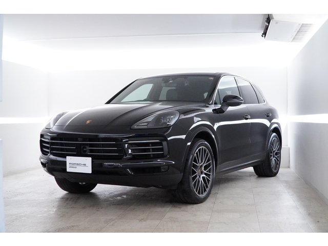 2021年式　カイエンE-Hybrid　ティプトロニックS　右ハンドル