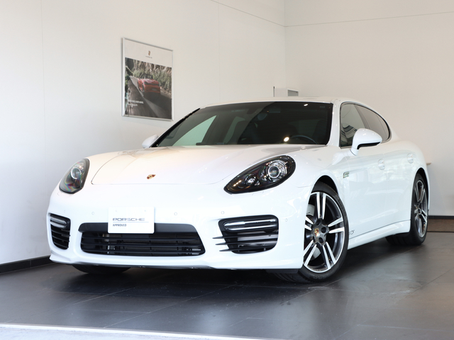 MY2015 パナメーラGTS LHD 認定保証 ガレージ保管