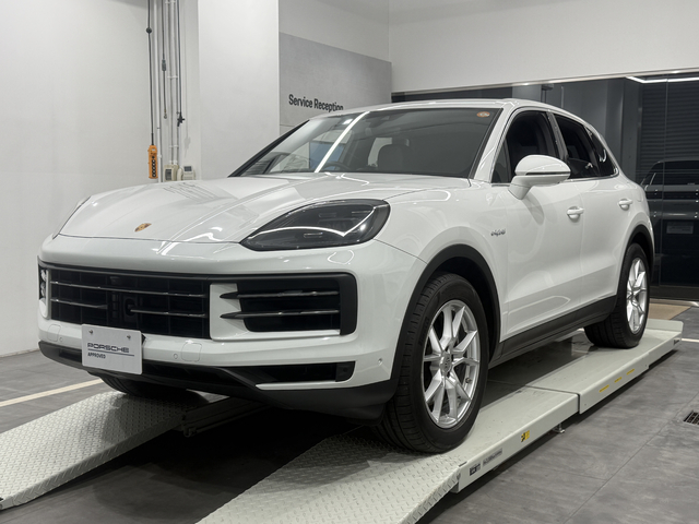 MY2024　カイエンE-ハイブリッド　RHD【R26-0112】