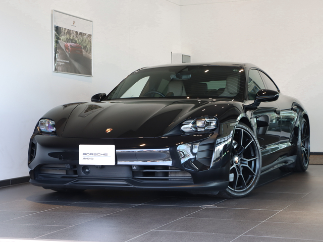 MY2023 タイカンGTS 認定中古車 1オーナー禁煙車