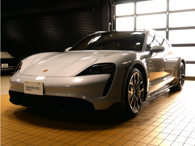 2023年式　Taycan4S CrossTurismo　RHD/AT