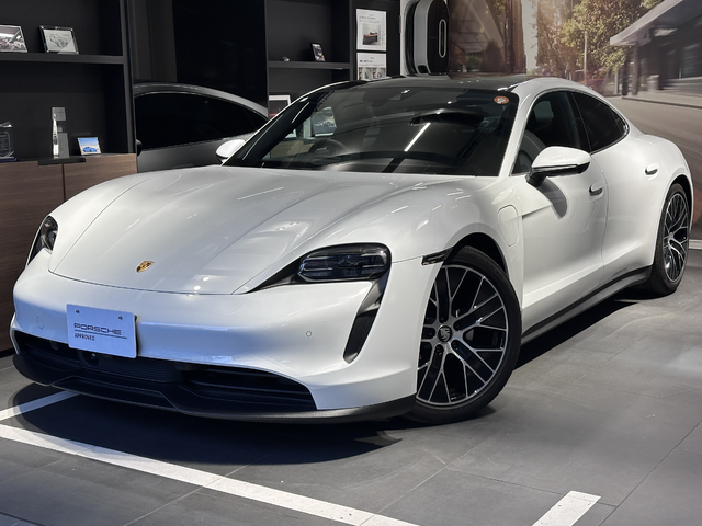 MY24  Taycan 4S  RHD  AT