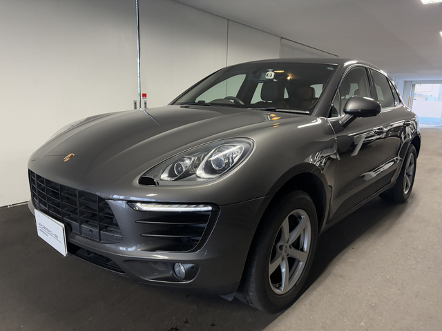 2015y Model Macan
