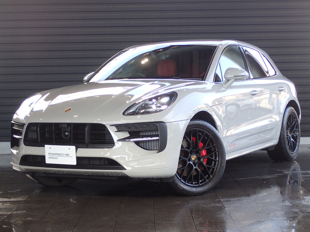 Macan GTS